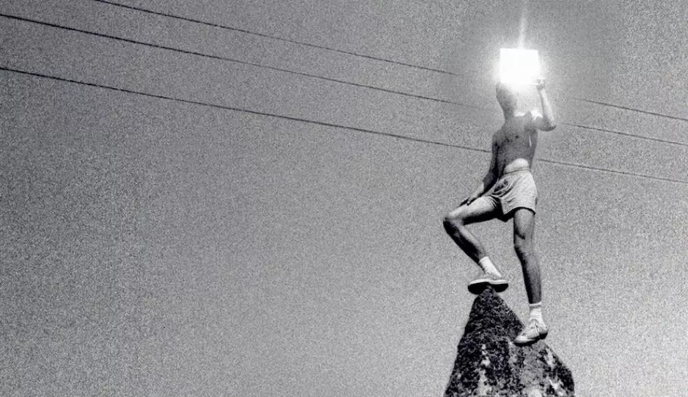 Illustration pour « Love What Survives », le nouvel album de Mount Kimbie, est enfin en écoute