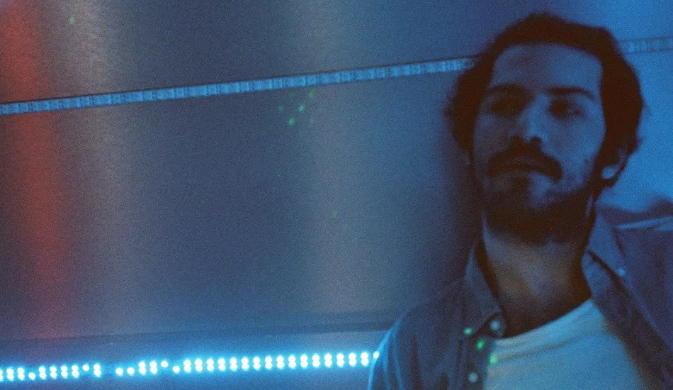 Illustration pour Exclu&nbsp;: « Faith », natures mortes électroniques et soul par Crayon