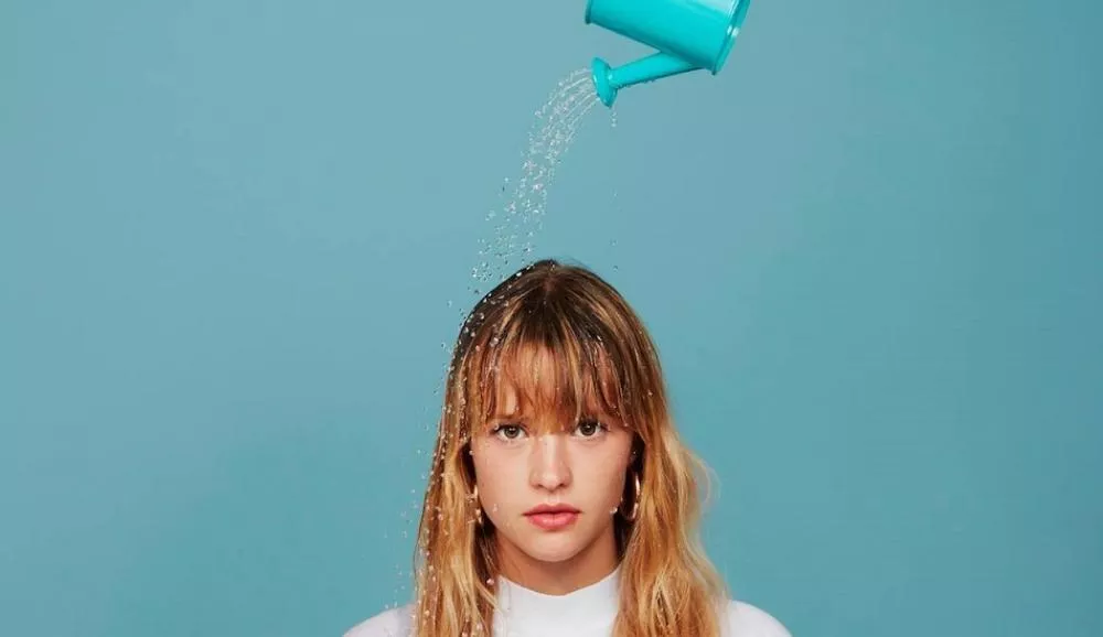 Illustration pour Tsugi Daily&nbsp;: Angèle poste une chanson sur le réchauffement climatique sur Instagram…