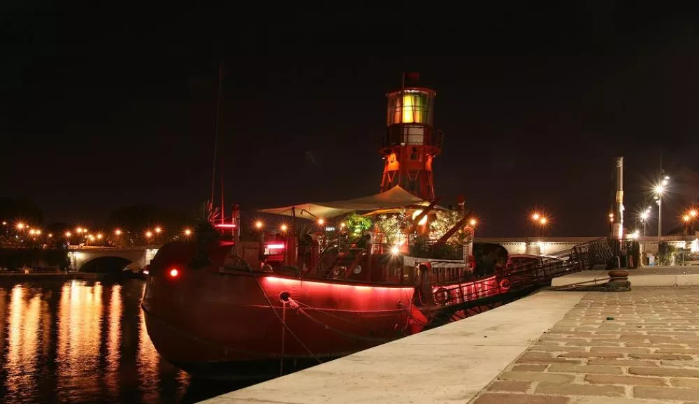 Illustration pour Le Batofar change de nom… ou plutôt d&rsquo;orthographe