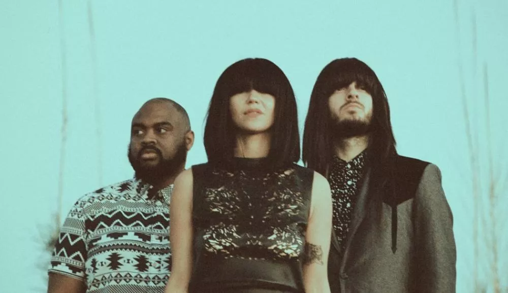 Illustration pour Envie d&rsquo;un disque feel-good avec basses psychés et inspirations iraniennes ? On a ce qu&rsquo;il faut avec Khruangbin