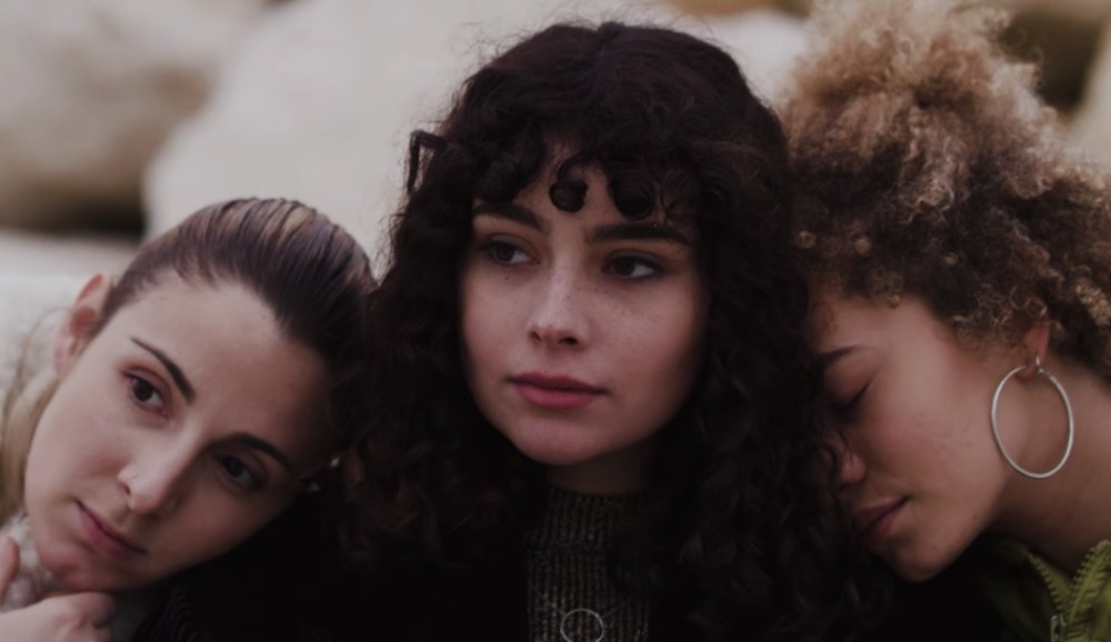 Illustration pour Une histoire d&rsquo;amitié dans le nouveau clip de Les Gordon