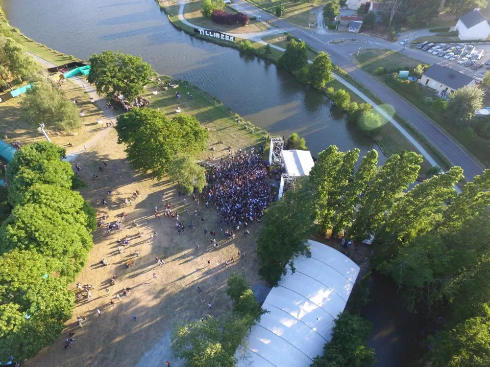 Illustration pour DJI_0016