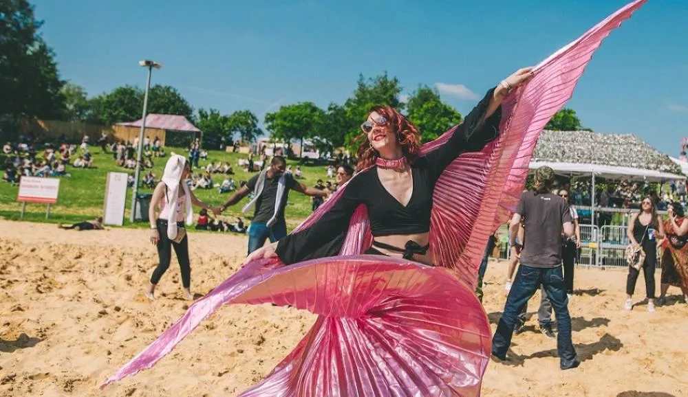 Illustration pour Plage et techno à moins d&rsquo;une heure de Paris&nbsp;: on a passé un dimanche à Marvellous Island