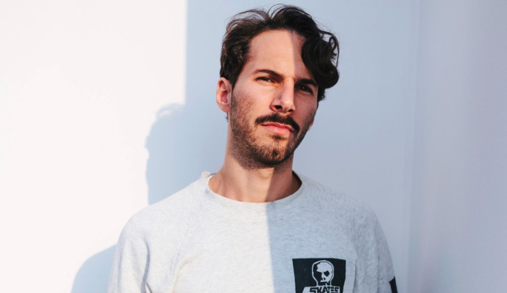 Illustration pour DJ Stingray, Tale Of Us et Hecker sur le prochain EP de Lorenzo Senni