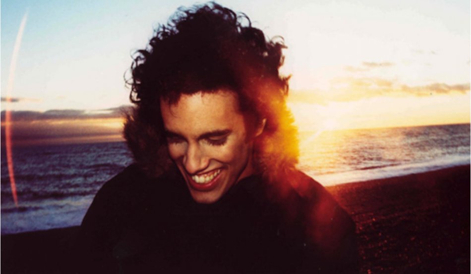 Illustration pour Four Tet sample un classique de Nelly Furtado dans son nouveau morceau « Only Human »