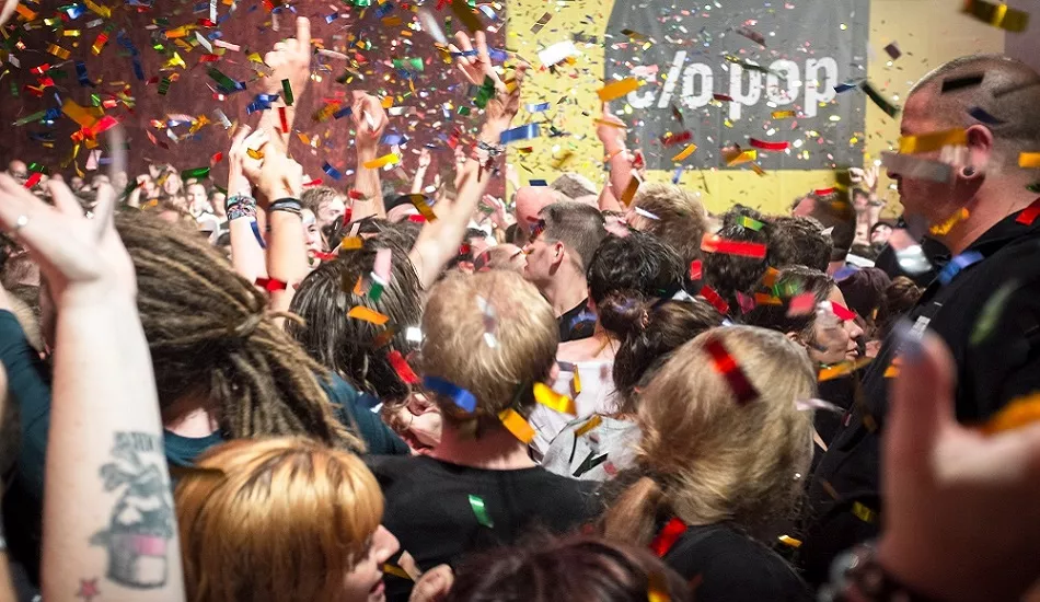 Illustration pour c/o pop&nbsp;: quand les festivals européens s&rsquo;unissent pour proposer de meilleurs line-up