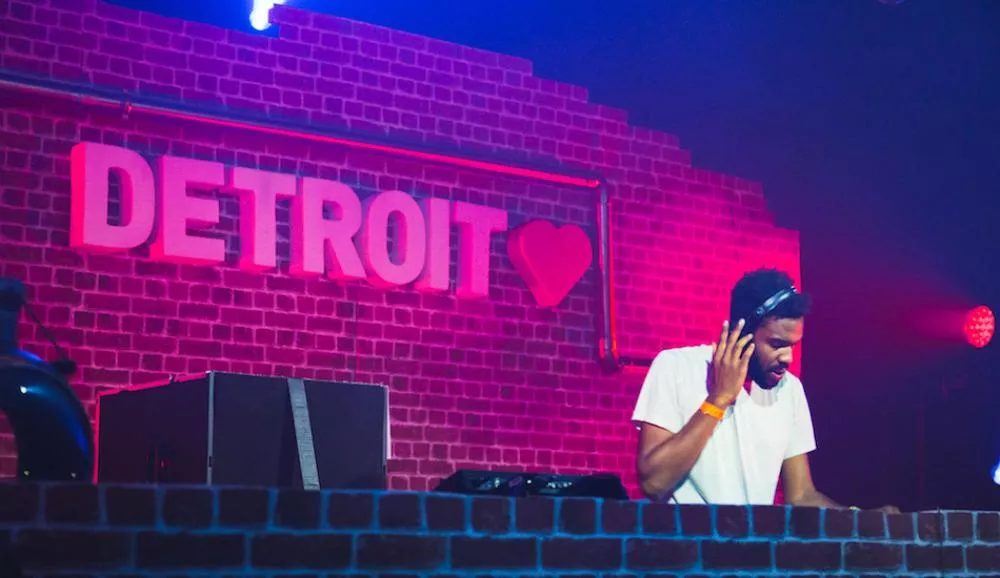 Illustration pour Electro Alternativ #14: From Detroit to Toulouse