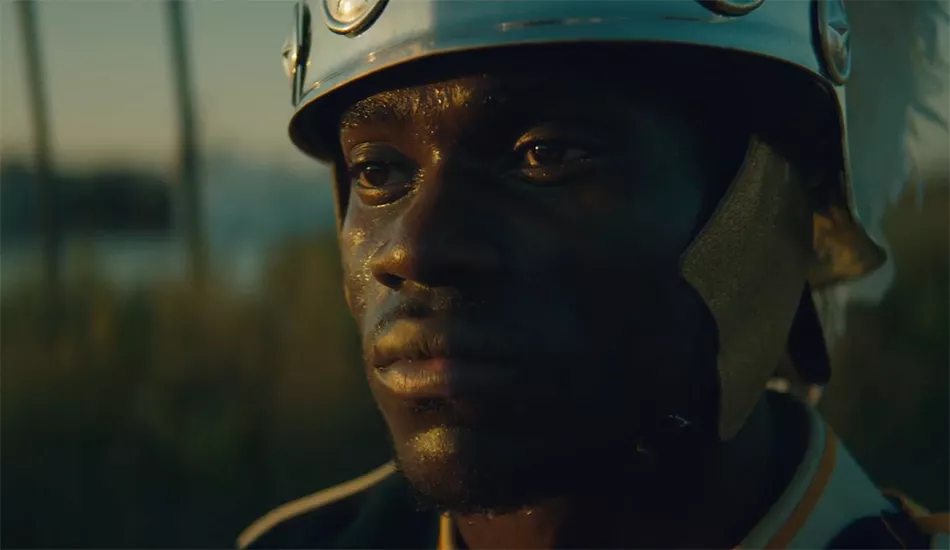 Illustration pour A voir&nbsp;: Justice en fanfare dans le clip de « Heavy Metal »