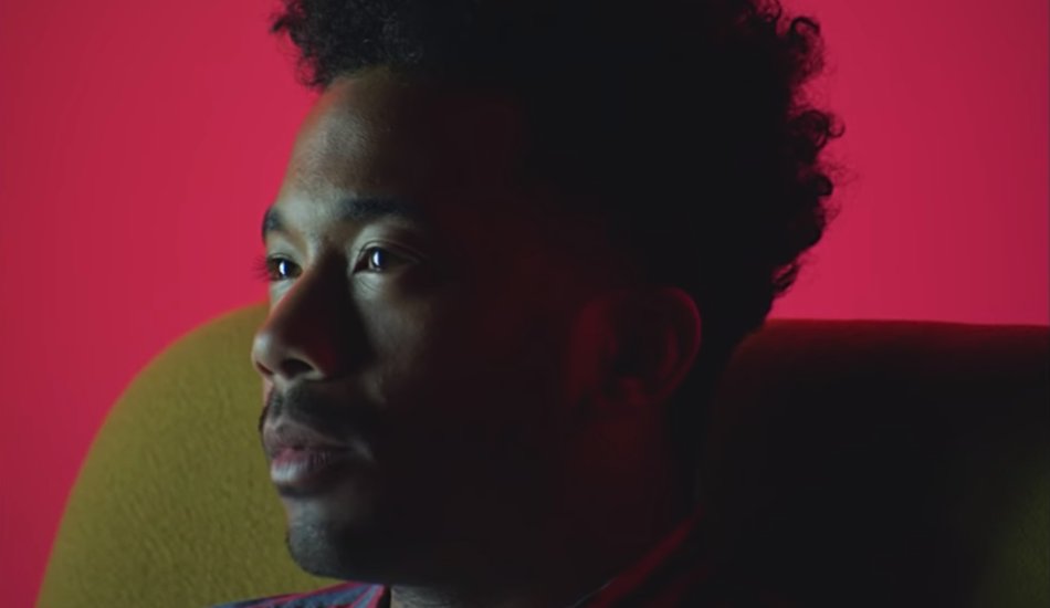 Illustration pour Tsugi Daily&nbsp;: Un nouveau Toro y Moi et une employée du Fyre Festival aidée par le crowdfunding