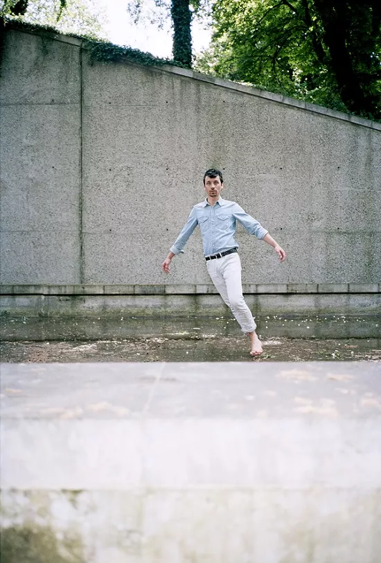 Illustration pour 6_(c)Frankie&Nikki