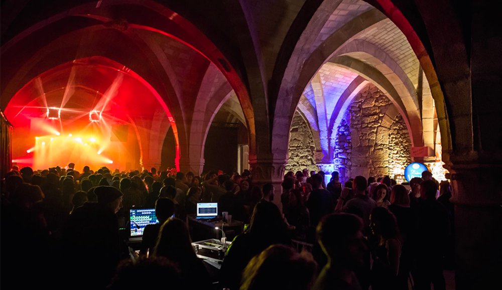 Illustration pour Noces Félines&nbsp;: le festival des musiques électroniques africaines et orientales de Reims