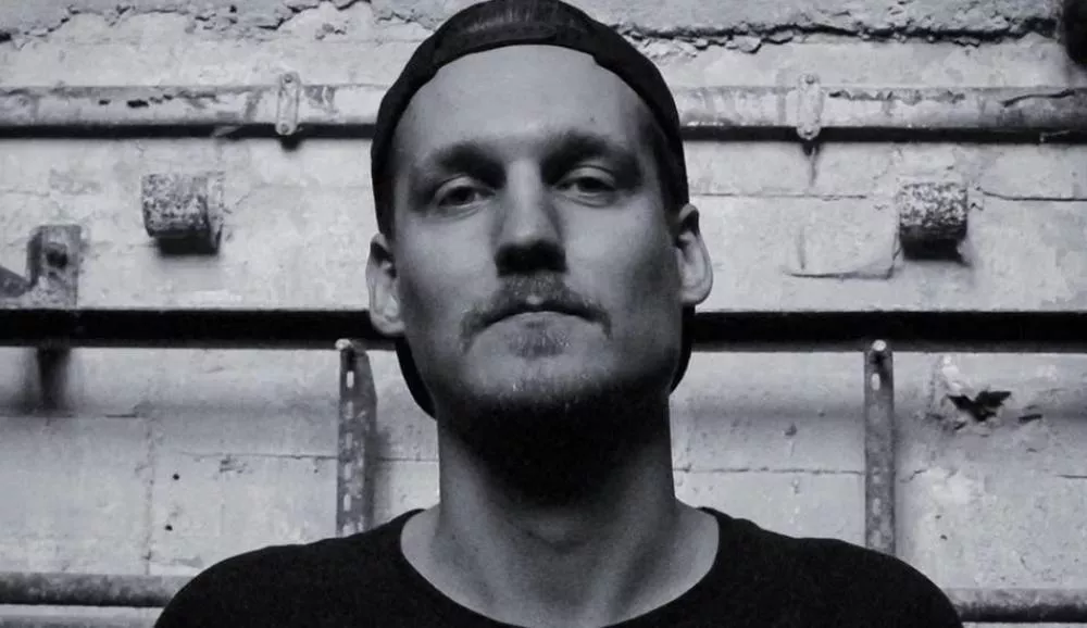 Illustration pour Coup de pouce&nbsp;: Toni Dextor