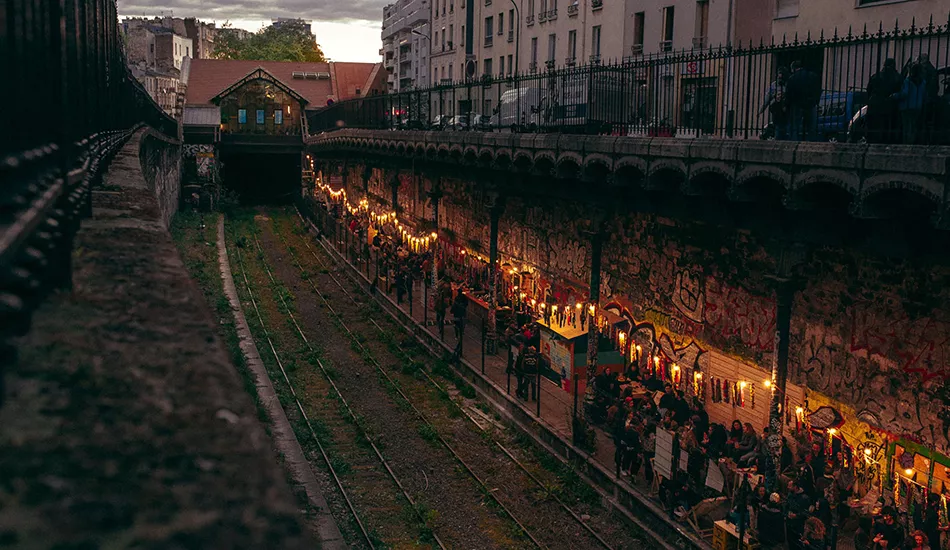 Illustration pour Disquaire Day&nbsp;: 15.000 vinyles en vente le long de la Petite Ceinture au Hasard Ludique