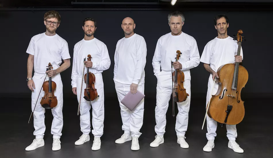 Illustration pour Henrik Schwarz, le maître de la deep house, revient avec « CCMYK »