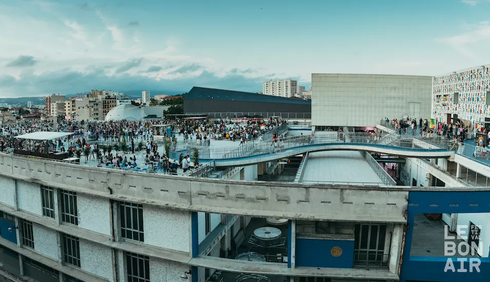Illustration pour Marseille&nbsp;: c&rsquo;est parti pour Un Autre Air Festival, en direct depuis chez vous