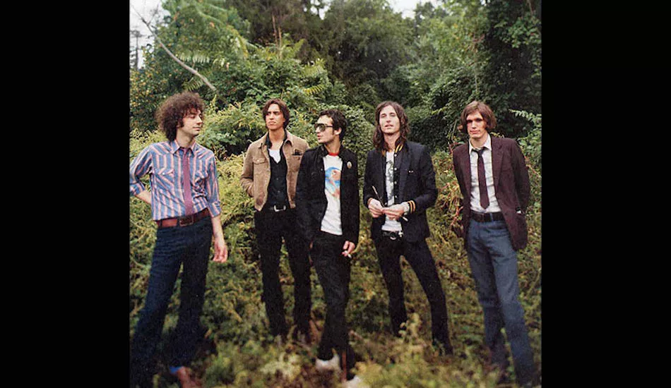 Illustration pour « The Adults Are Talking »&nbsp;: Les Strokes dévoilent un titre inédit lors d&rsquo;un concert à Los Angeles