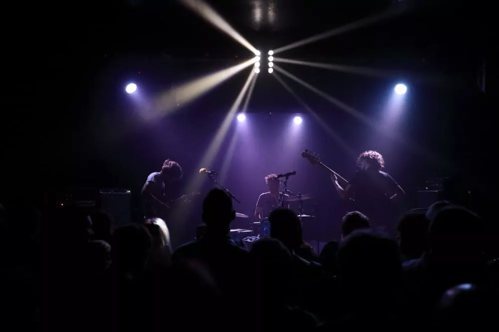 Illustration pour 10.Lysistrata_Hublot_Le_Studio_de_Louison-2-min