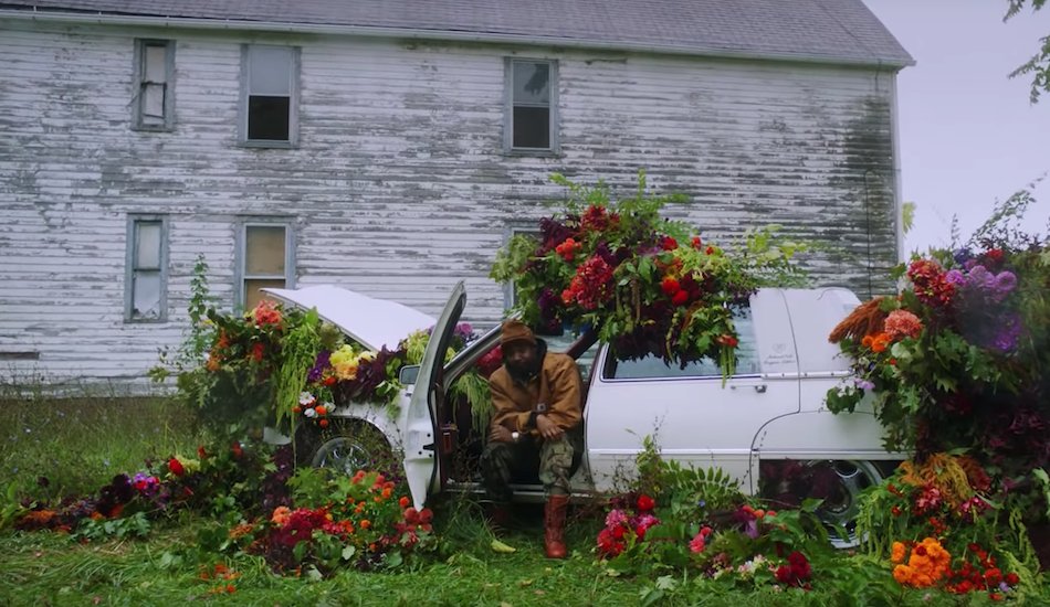 Illustration pour La meilleure vie de Danny Brown dans le clip de « Best Life »