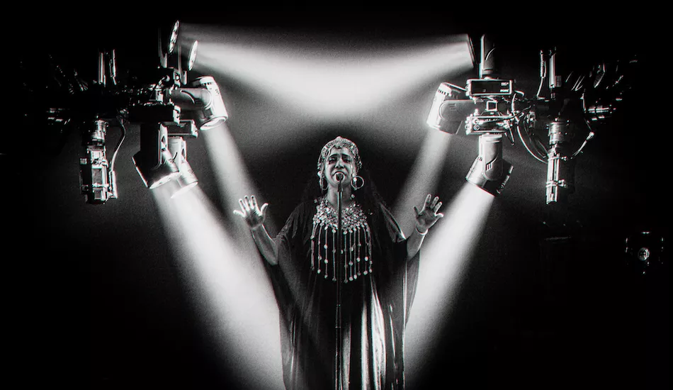 Illustration pour Le 21 décembre prochain, Orange Blossom se produira à La Halle de la Machine à Toulouse