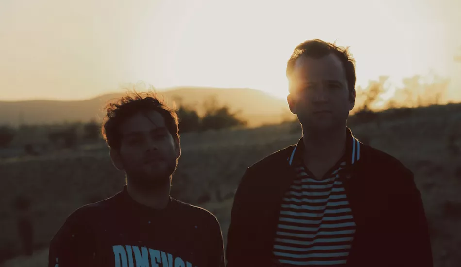 Illustration pour « C.Y.M. »&nbsp;: le premier EP hypnotique de Fort Romeau et du bassiste de Vampire Weekend