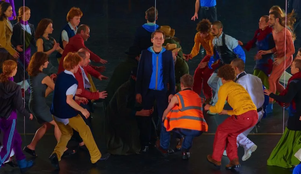 Illustration pour Tsugi Daily&nbsp;: Rone annonce un spectacle inédit du 5 au 14 mars au Théâtre du Châtelet, et un nouvel album