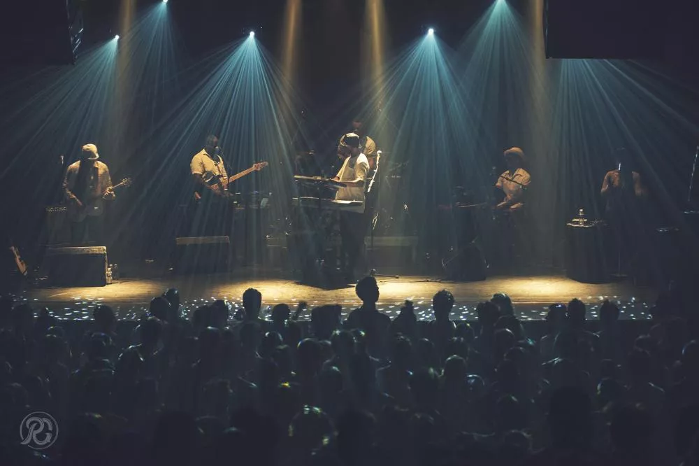 Illustration pour 10383748_10152523980671113_5975492814331353717_o