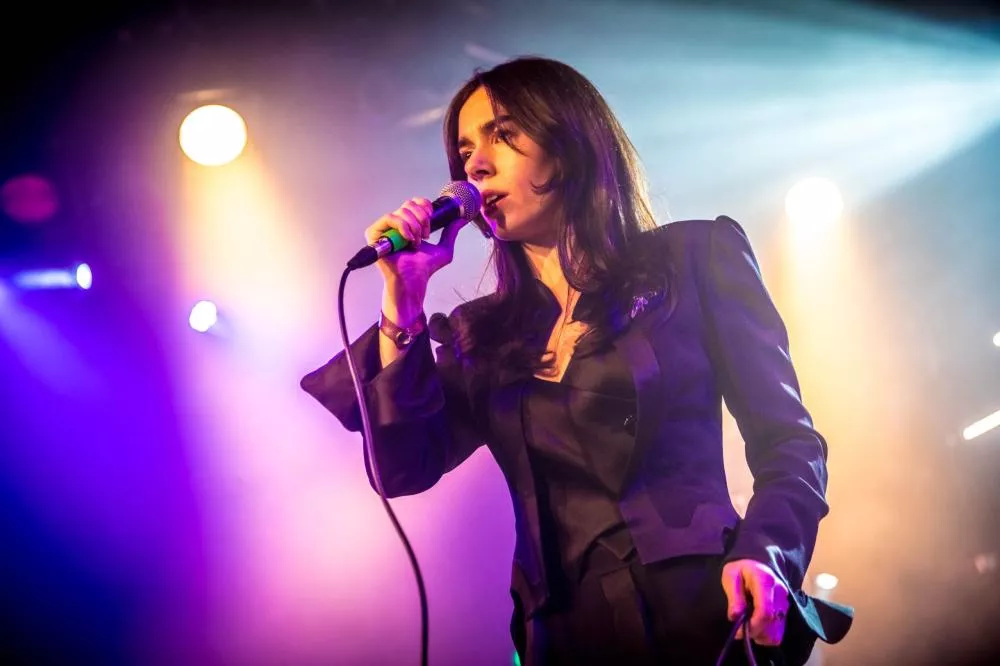 Illustration pour Sinead O&rsquo;Brien_Vera_Jorn Baars-2H7A9735