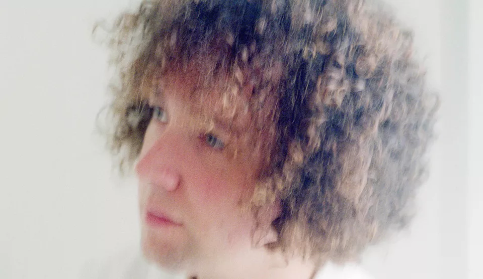 Illustration pour La moitié de Paradis vient de remixer la moitié de Air