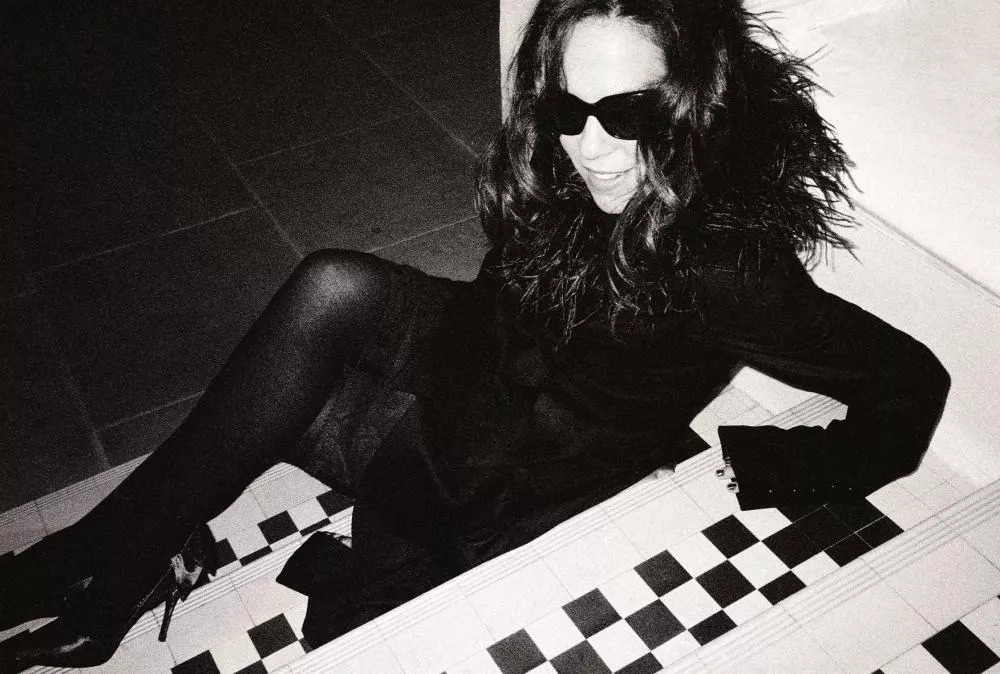 Illustration pour bebel11_hires