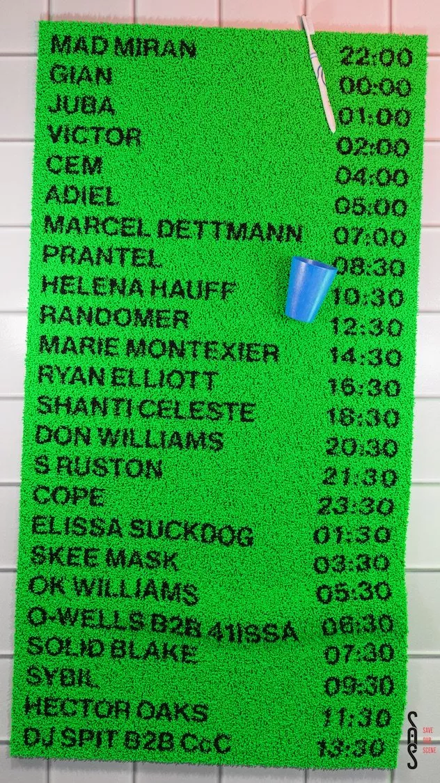 Illustration pour ouiui