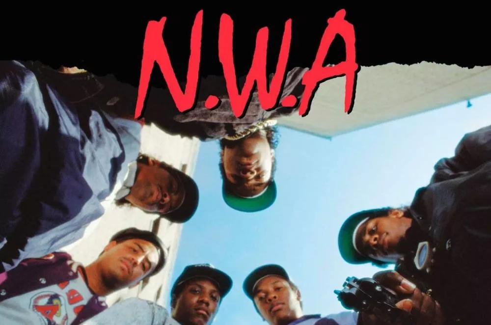 Illustration pour Décès de George Floyd&nbsp;: « Fuck Tha Police » de N.W.A. prend 272% d&rsquo;écoutes en plus