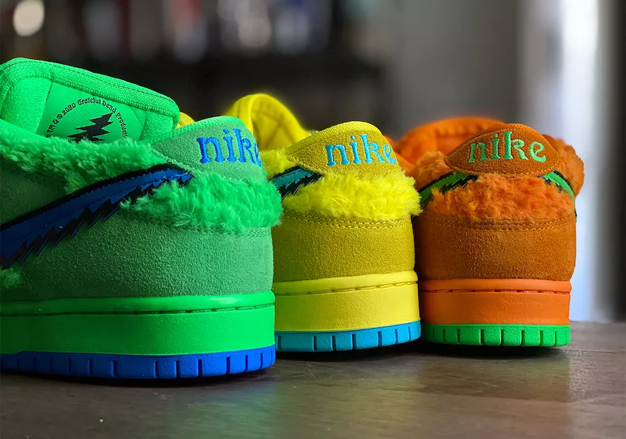 Illustration pour Grateful-Dead-Nike-SB-Dunk-Low-4