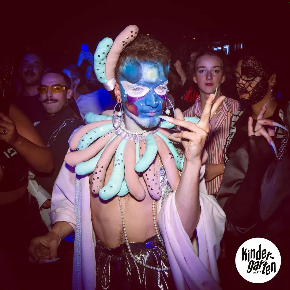 Illustration pour 12