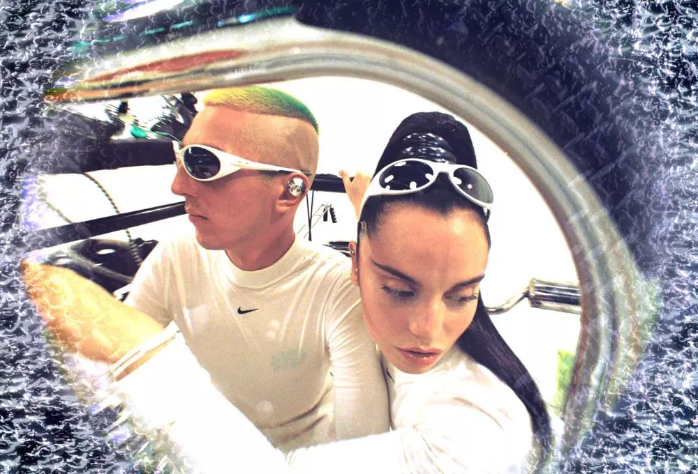 Illustration pour Surprise&nbsp;: ascendant vierge sort un remix à l&rsquo;allure de track perso