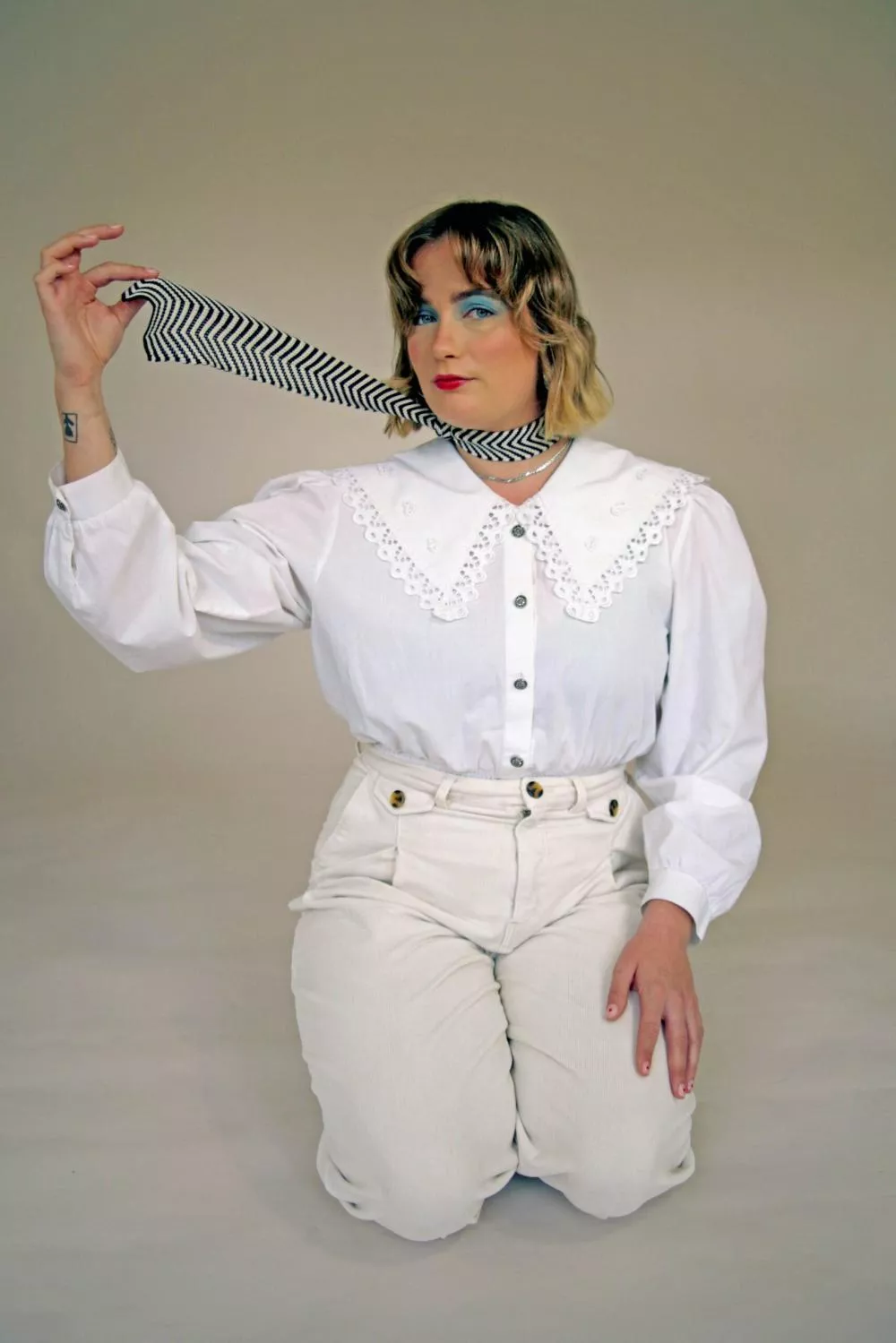 Illustration pour Katy Pearson 2 – shot by H Hawkline