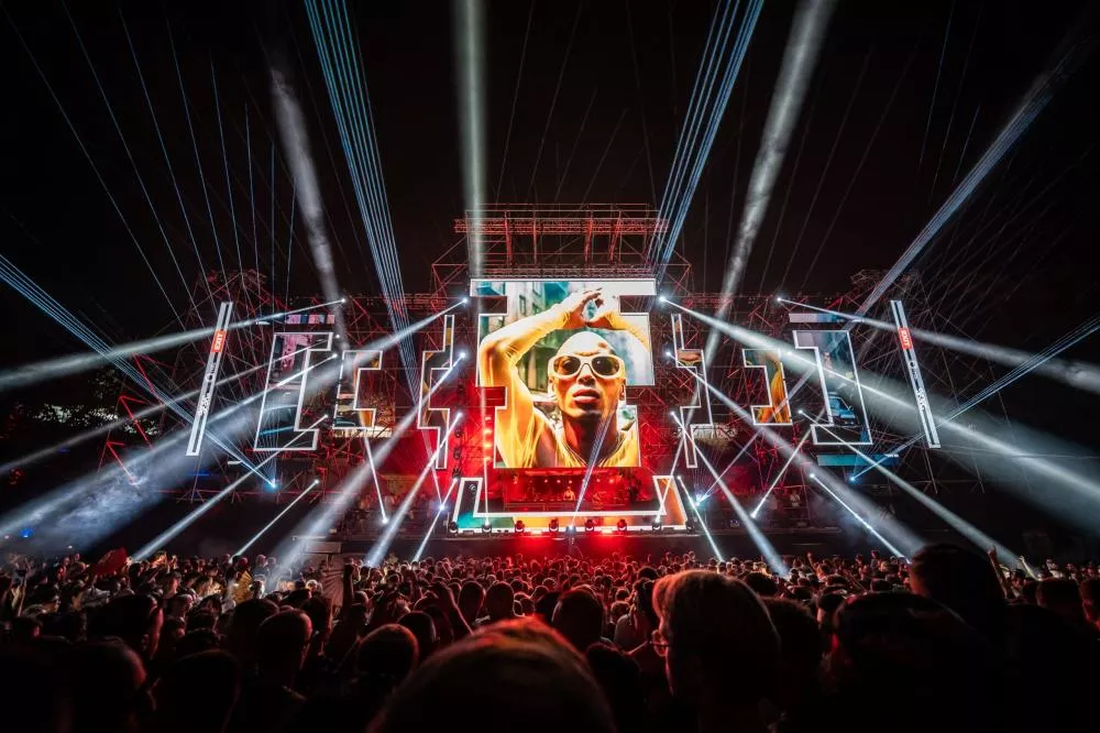 Illustration pour Patrick Mason EXIT festival-min