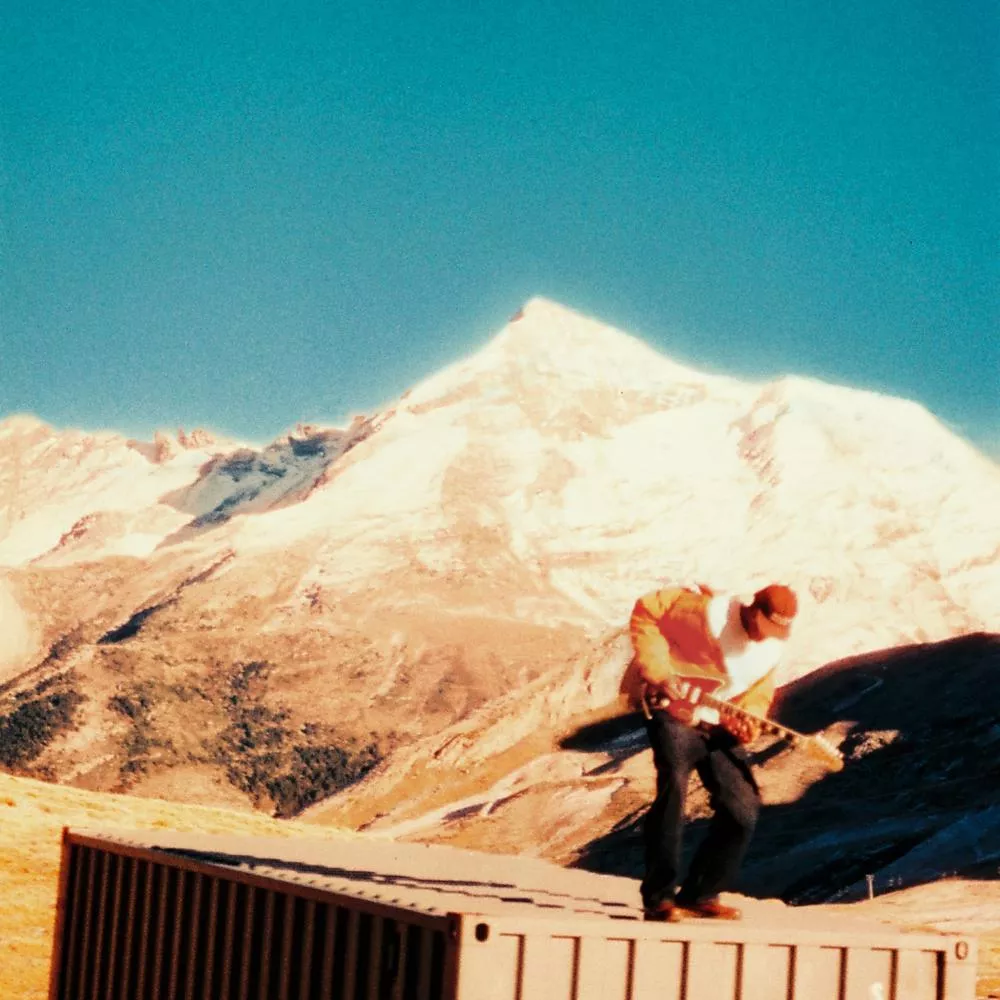 Illustration pour Cover pluie montagnes et soleil (1) (1)