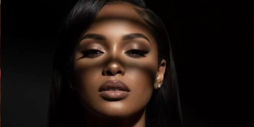 Cover de "Unfolded" © Telisha Jones