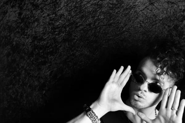 Illustration pour Exclu&nbsp;: « So Fine », la booty house salace de Kill Frenzy