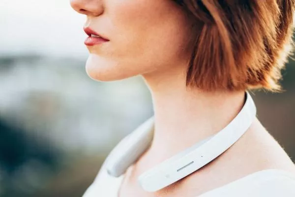 Illustration pour Sony a dévoilé un « casque de cou »