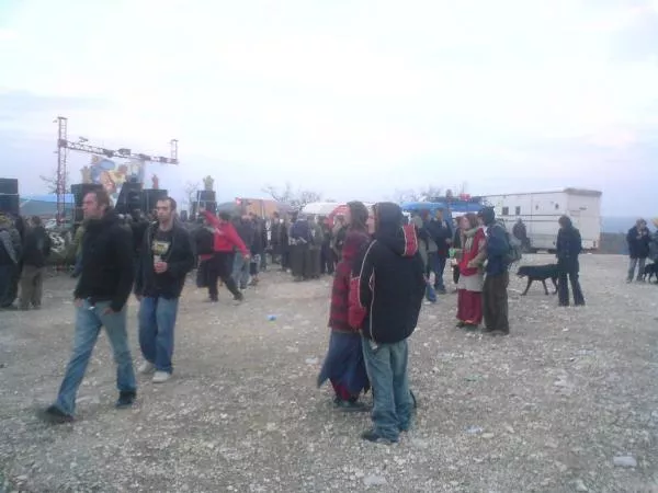 Illustration pour Teknival du 1er mai&nbsp;: une lettre ouverte a été envoyée à Manuel Valls