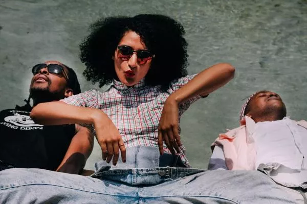 Illustration pour Coup de pouce&nbsp;: Batuk