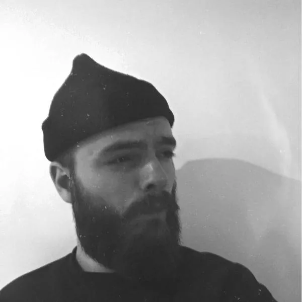 Illustration pour Coup de pouce&nbsp;: Simon Maverick