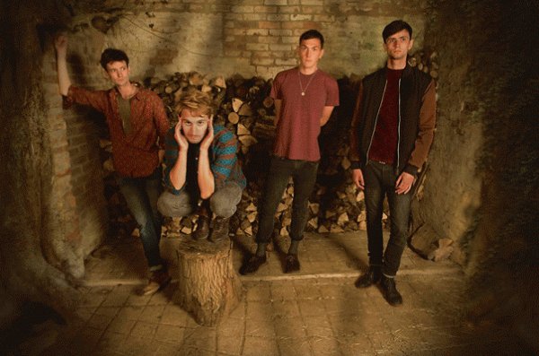 Illustration pour Glass Animals sort bientôt un album et nous le prouve avec un morceau