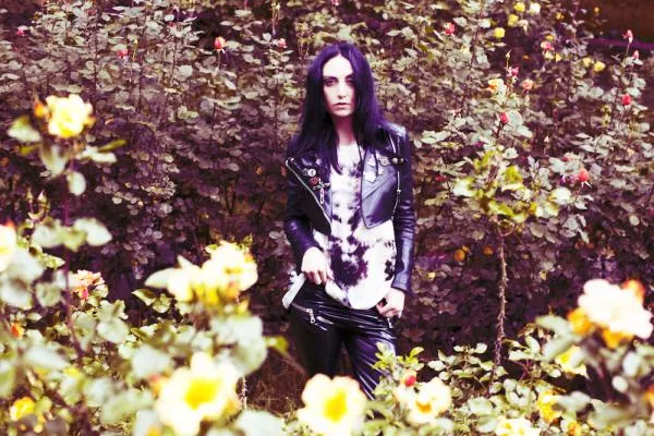 Illustration pour Arnaud Rebotini remixe la sorcière coldwave Wendy Bevan