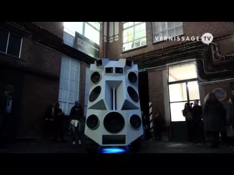 Illustration pour Insolite : un artiste allemand créé un tank sound-system