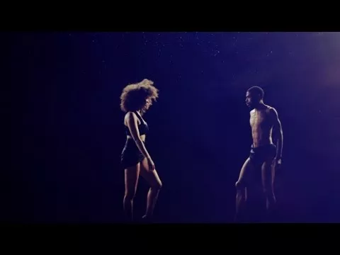 Illustration pour Clip&nbsp;: Sarh « U & I »