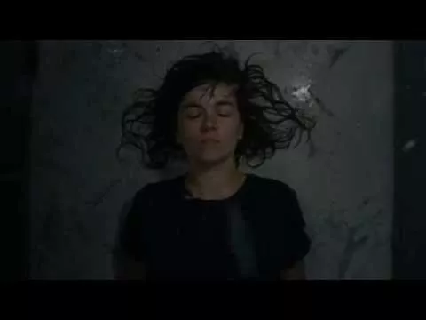 Illustration pour Clip&nbsp;: Courtney Barnett – « Kim&rsquo;s Caravan »