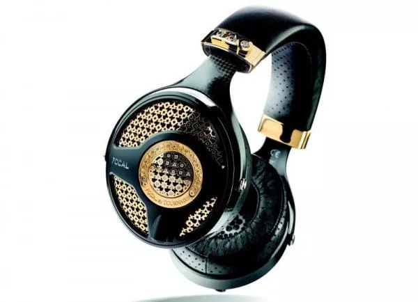 Illustration pour Le casque le plus cher du monde est français !